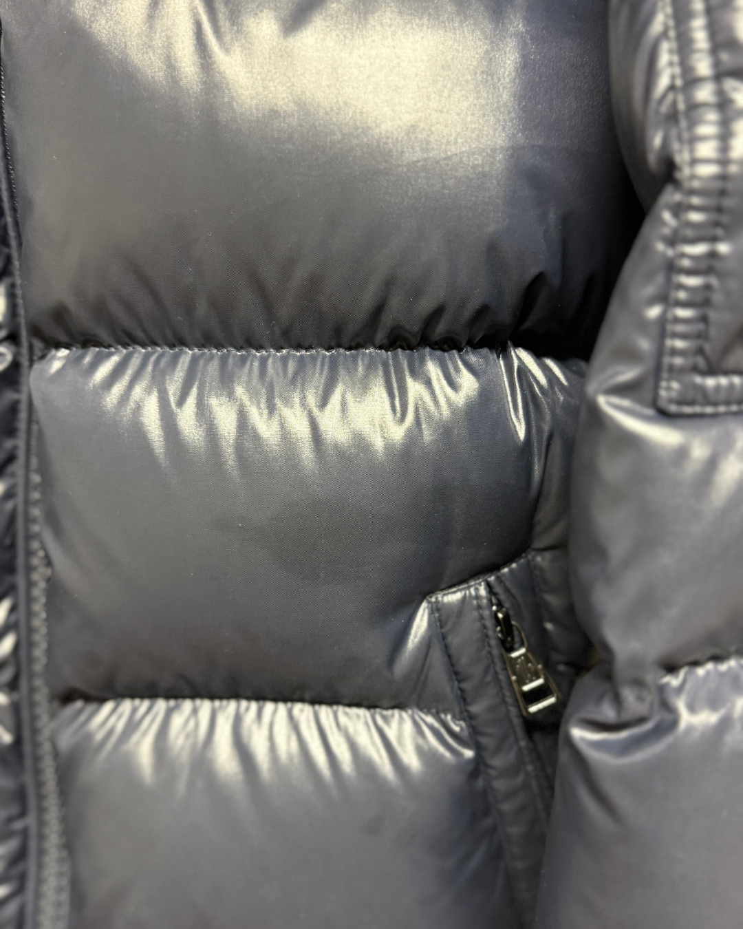 Moncler- Maya Hooded Short Down Jacket Navy